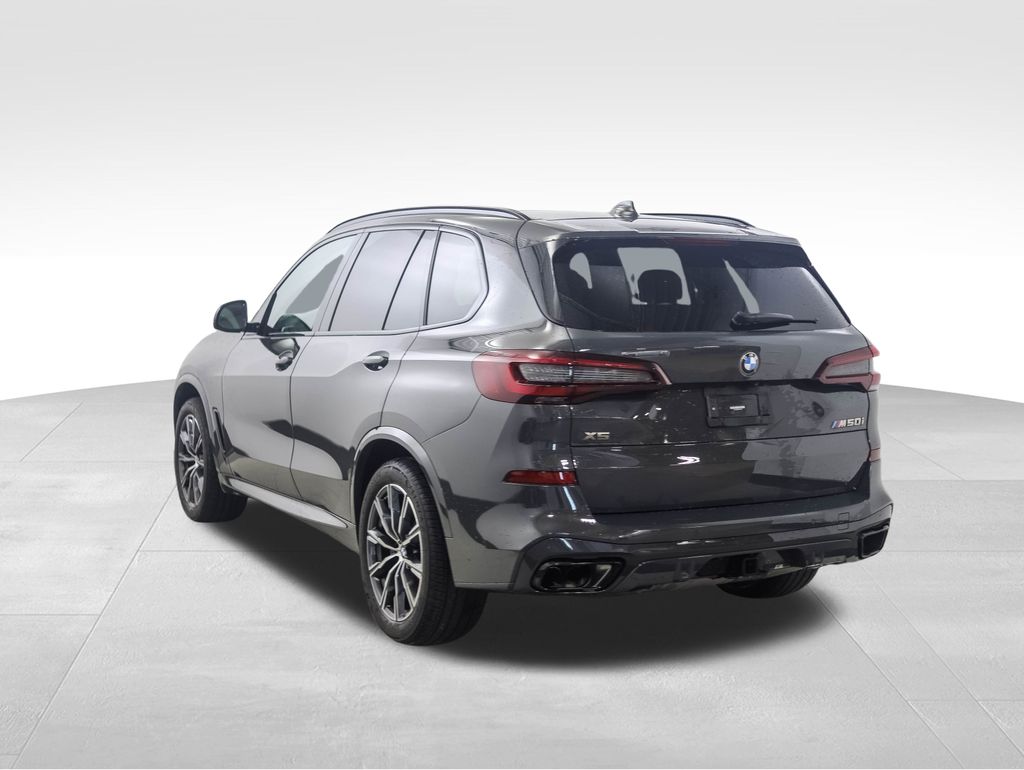 Thumbnail: 2022 BMW X5 - 3