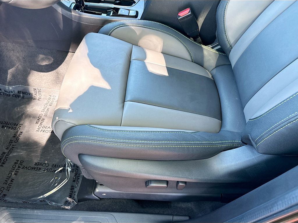 Used 2025 Brown Subaru Onyx Edition image 18