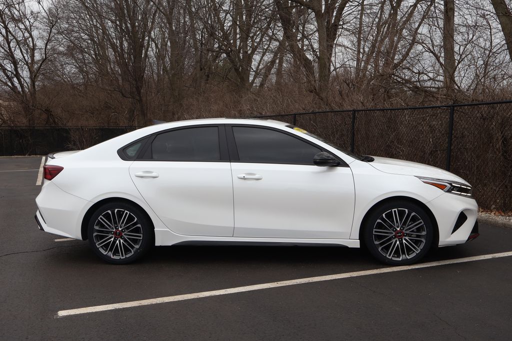 Thumbnail: 2023 Kia Forte - 10