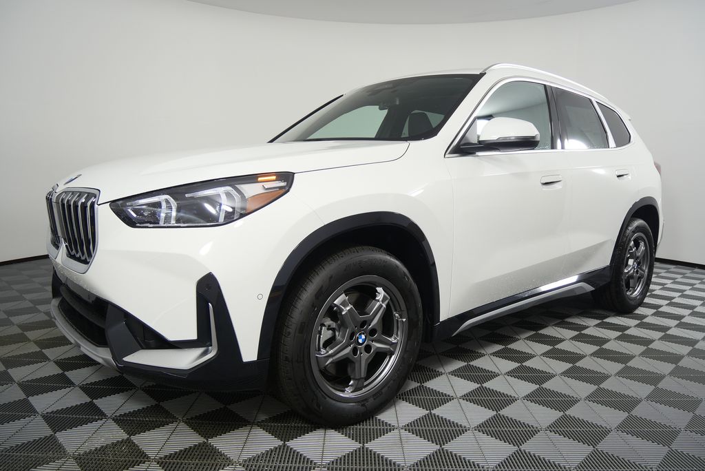 2025 BMW X1 xDrive28i 7