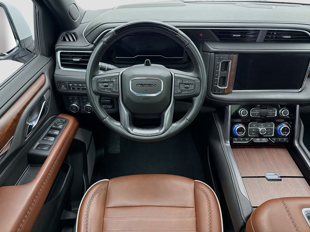Thumbnail: 2023 GMC Yukon XL - 10