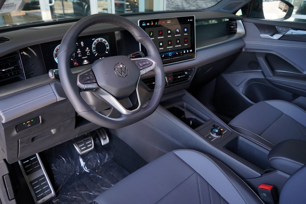 Thumbnail: 2026 Volkswagen Tiguan - 14