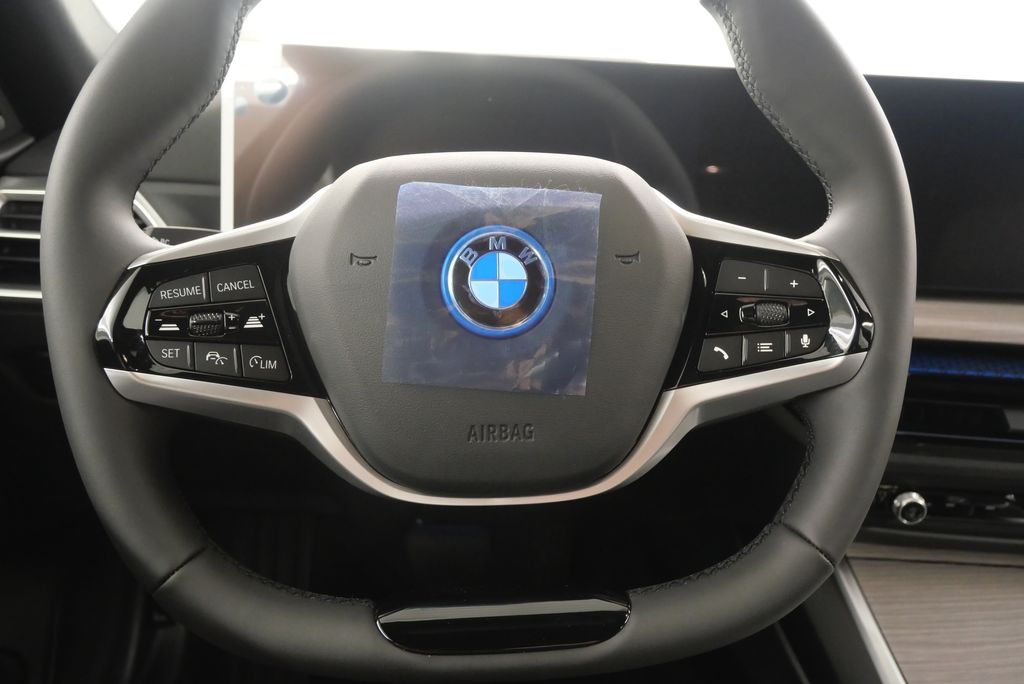 2025 BMW i4 eDrive40 15