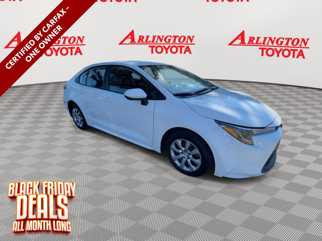 Used 2024 Toyota Corolla LE with VIN 5YFB4MDE6RP147839 for sale in Northfield, Minnesota