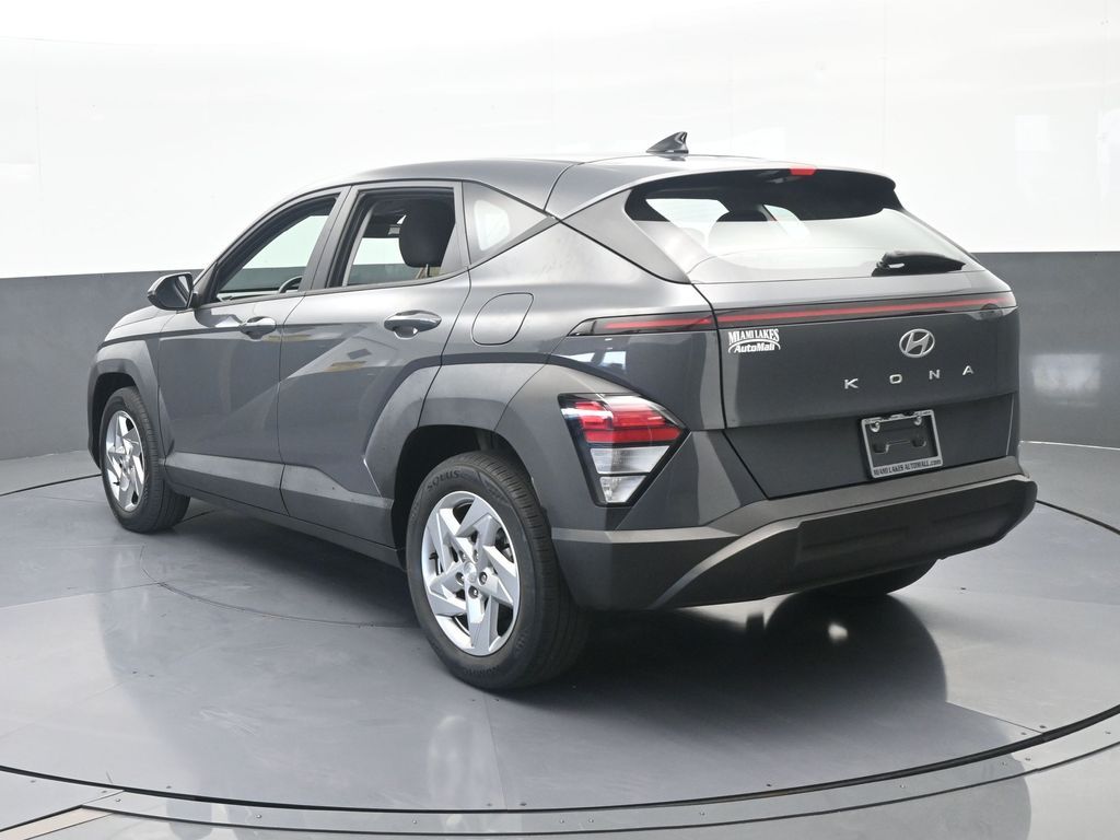 Used 2024 Ecotronic Gray Pearl Hyundai SE image 4