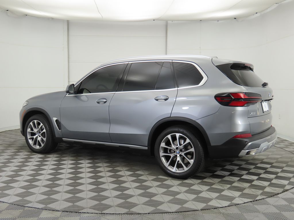Thumbnail: 2024 BMW X5 - 7