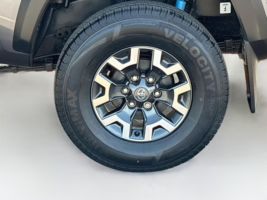 Thumbnail: 2021 Toyota Tacoma - 30