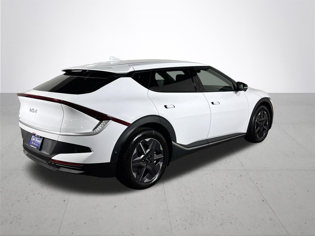 2025 Kia EV6 Light