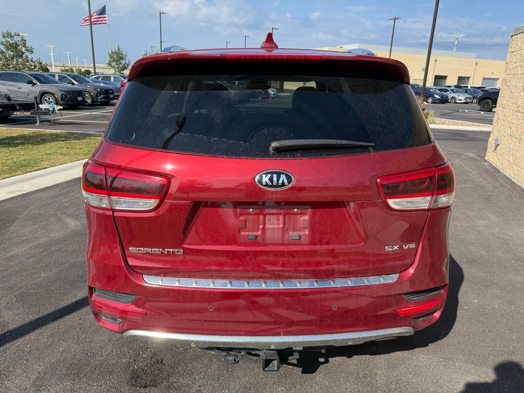 Thumbnail: 2018 Kia Sorento - 5