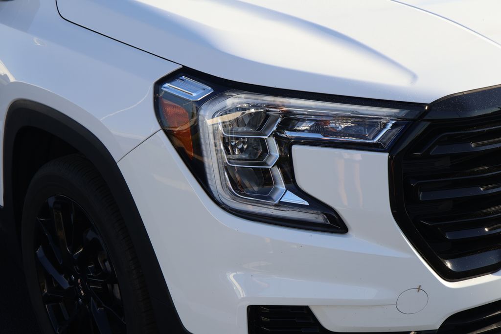 Thumbnail: 2023 GMC Terrain - 4