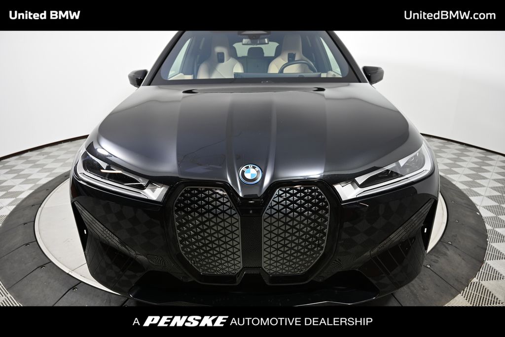 Thumbnail: 2022 BMW iX - 5