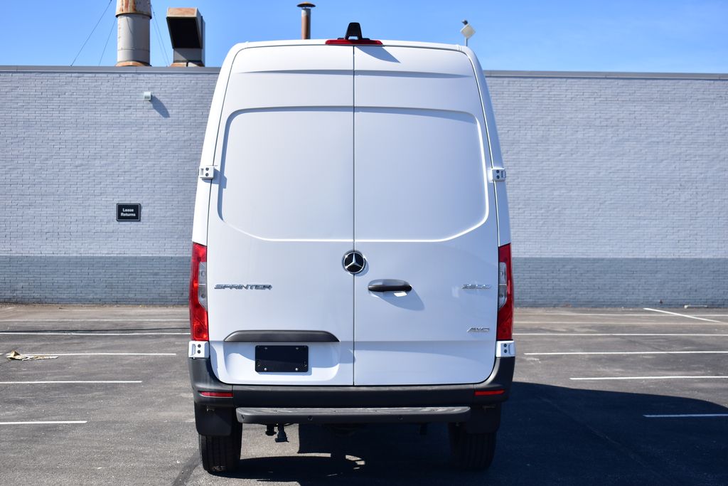 2025 Mercedes-Benz Sprinter 2500 4