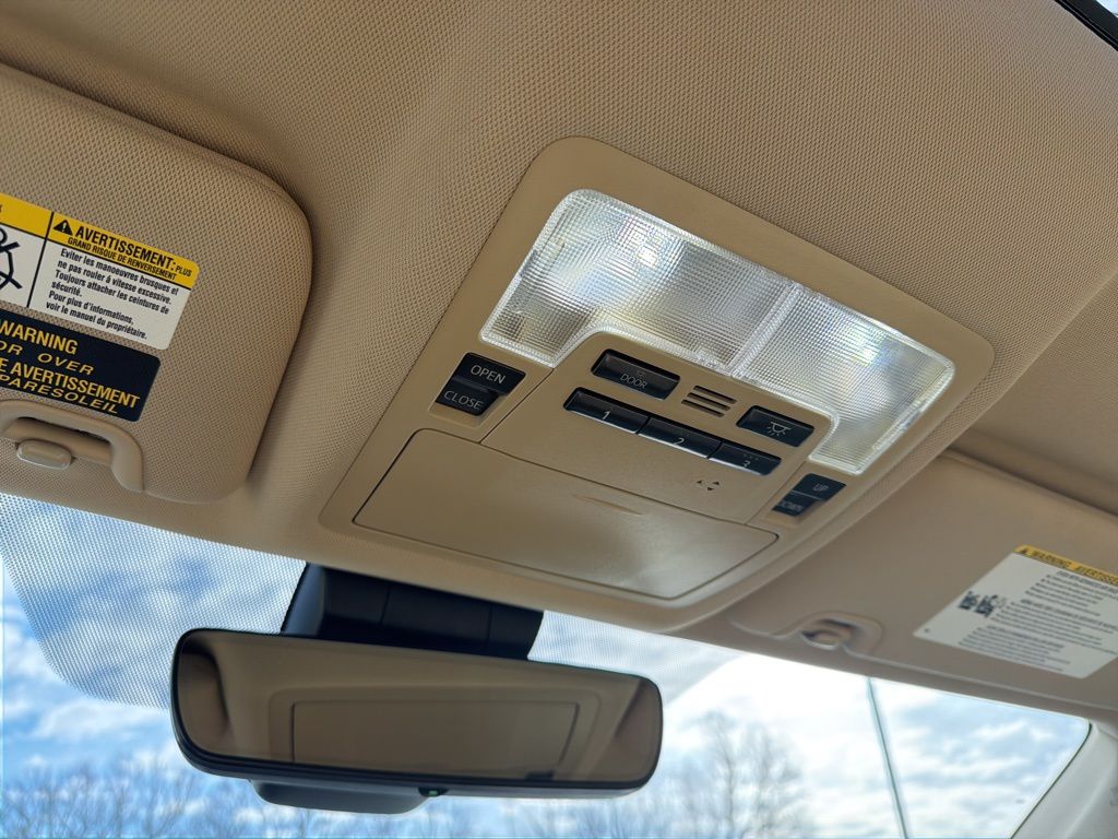 Thumbnail: 2017 Toyota Highlander - 14