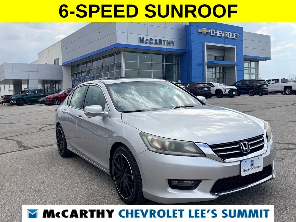 Alabaster Silver Metallic 2014 Honda Accord EX Sedan Front-Wheel Drive 6-Speed Manual