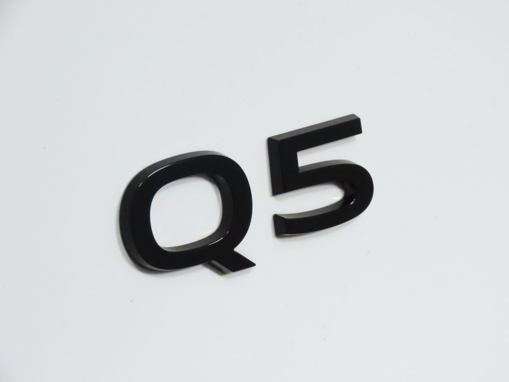 Thumbnail: 2025 Audi Q5 - 9