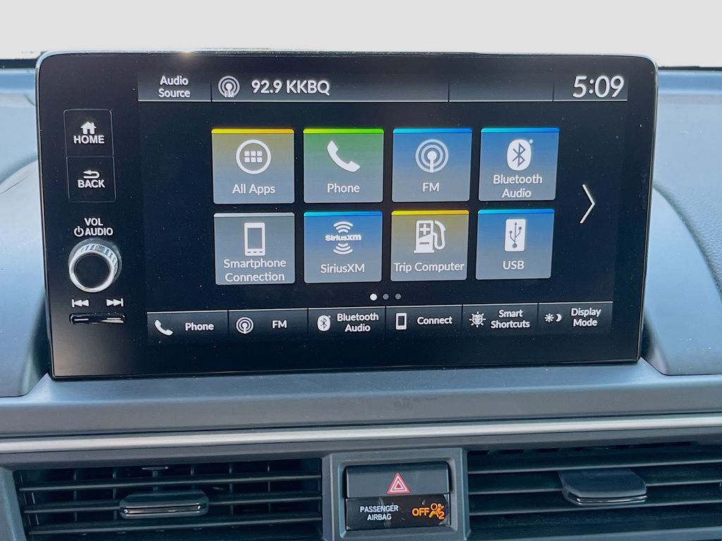 2023 Honda Pilot EX-L White at EAG Ford Navasota