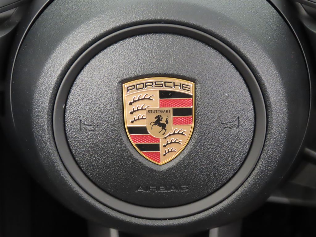Thumbnail: 2026 Porsche Panamera - 21