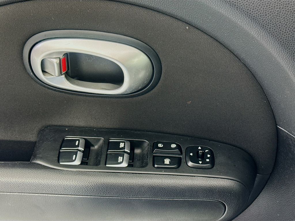 Used Car 2019 Kia Soul  Plus For Sale Under $12,000 In Austin, Texas