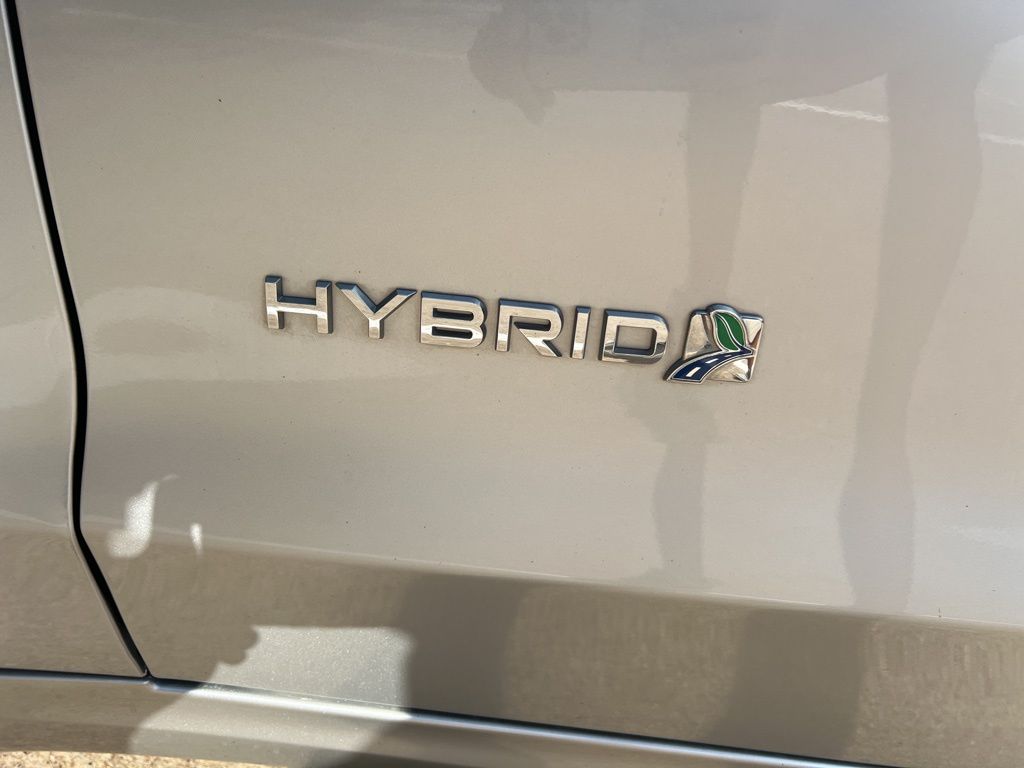 2019 Ford Fusion Hybrid SE 18