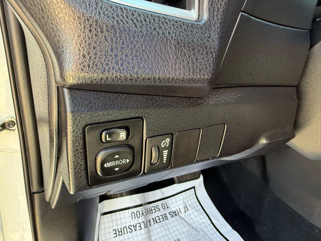 Thumbnail: 2014 Toyota Corolla - 11