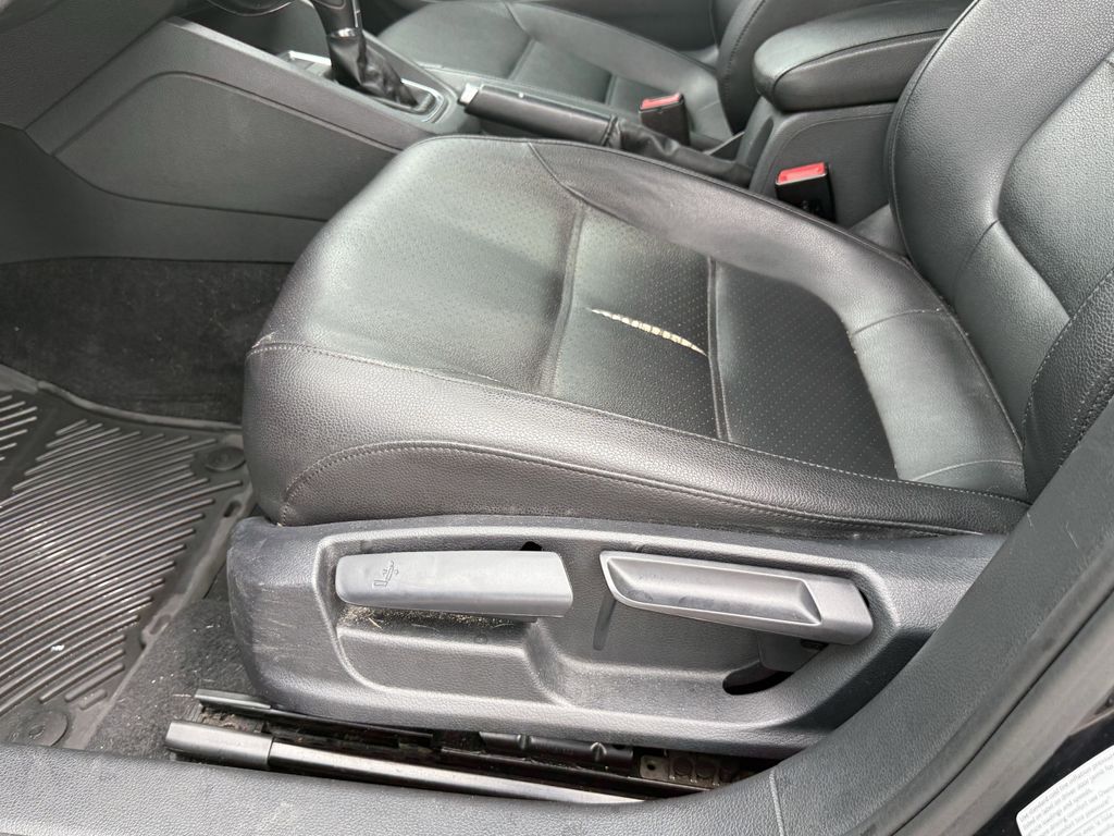2017 Volkswagen Jetta 1.4T SE Black at Autostrade