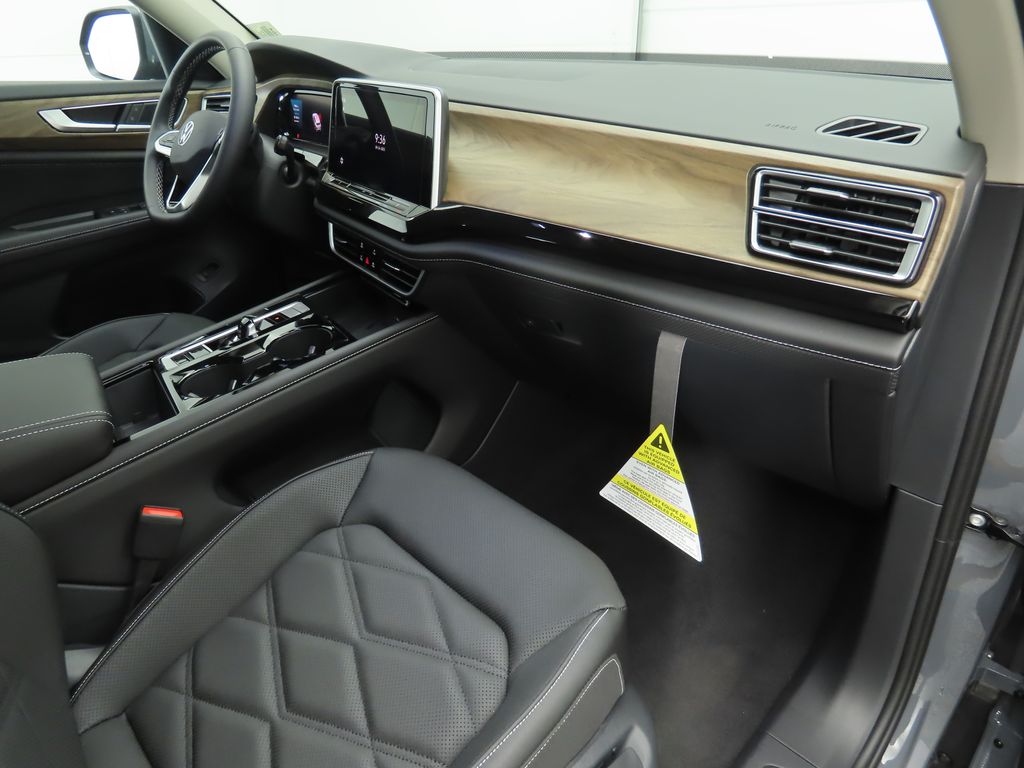 Thumbnail: 2026 Volkswagen Atlas - 17