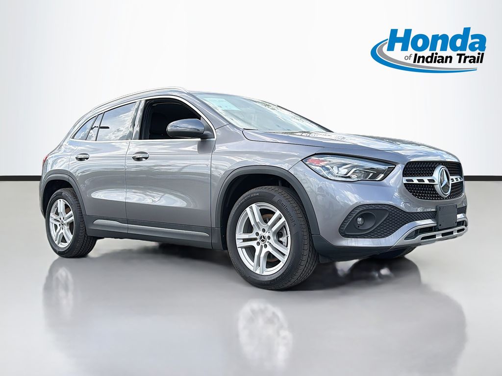 Cosmos Black Metallic 2023 Mercedes-Benz GLA 250 4MATIC SUV / Crossover All-Wheel Drive 8-Speed Dual Clutch