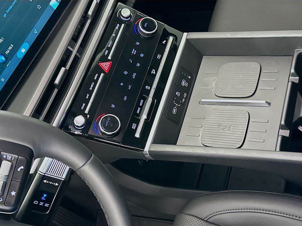 Thumbnail: 2025 Hyundai Santa Fe - 16