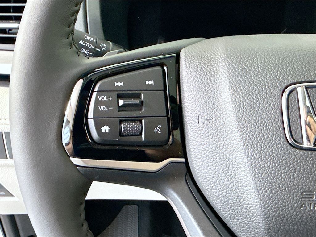 New 2026 Silver Honda EX-L image 11