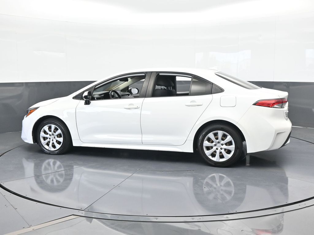 Used 2020 Toyota Corolla LE with VIN JTDEPRAEXLJ053254 for sale in Miami, FL