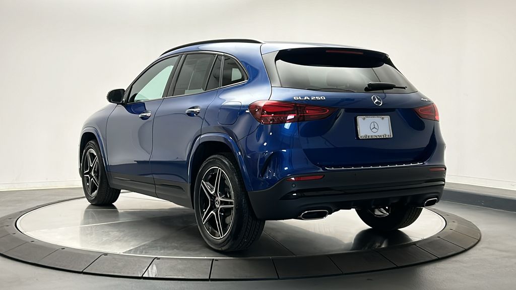2025 Mercedes-Benz GLA 250 4MATIC 5
