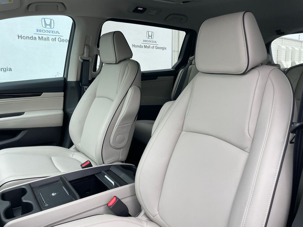 Thumbnail: 2026 Honda Odyssey - 28