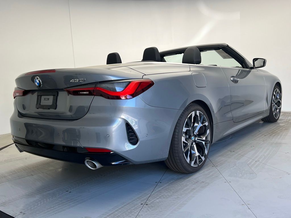 Thumbnail: 2026 BMW 4 Series - 5