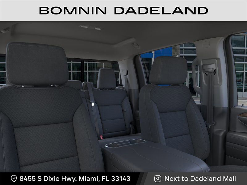 2025 Chevrolet Silverado 3500HD LT photo