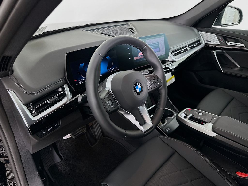 Thumbnail: 2025 BMW X1 - 9