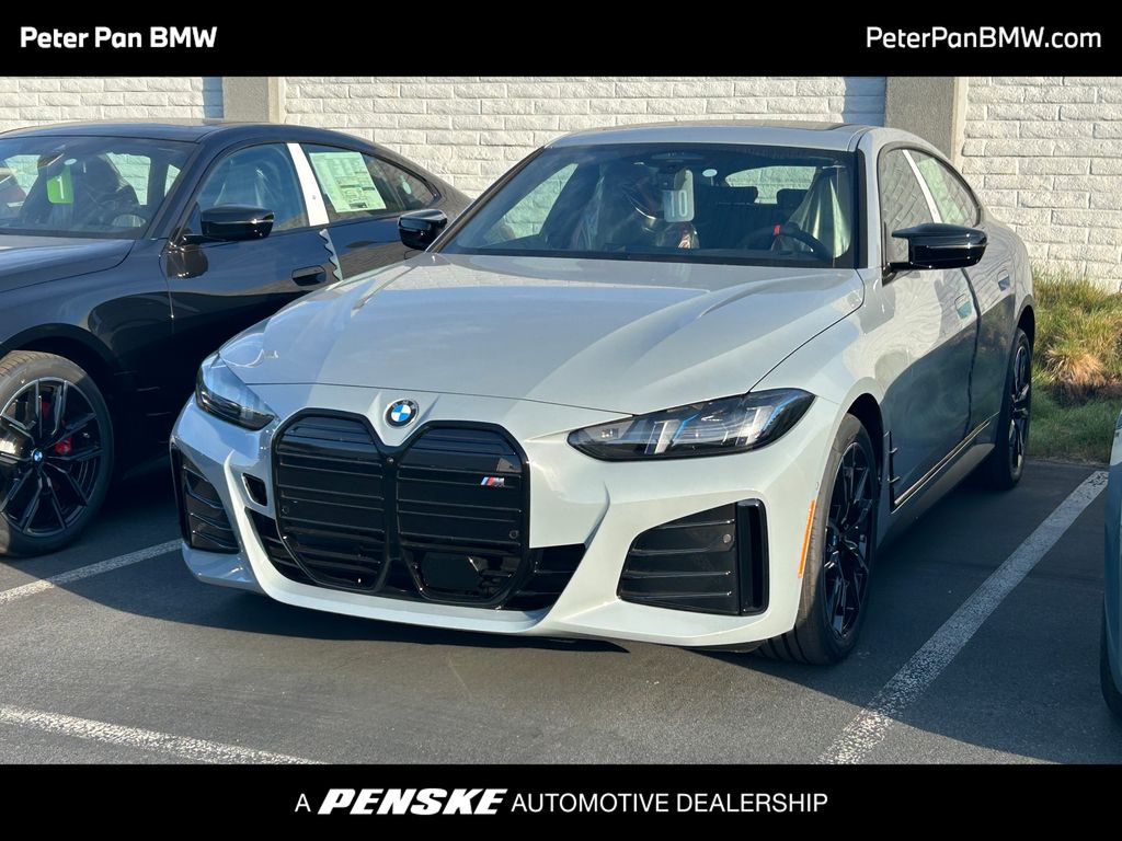 Thumbnail: 2026 BMW i4 - 1
