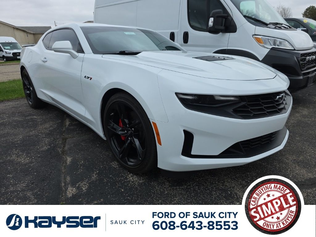 Summit White 2021 Chevrolet Camaro LT1 Coupe RWD Coupe Rear-Wheel Drive 6-Speed Manual