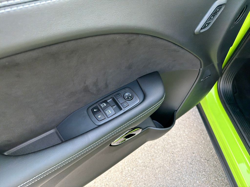 Used 2023 Green Dodge SRT Hellcat Jailbreak image 20