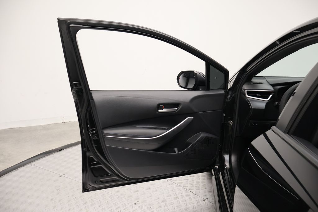 Thumbnail: 2022 Toyota Corolla - 16