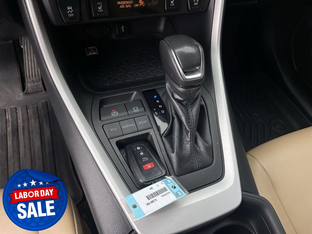 Used 2021 Toyota RAV4 SUV