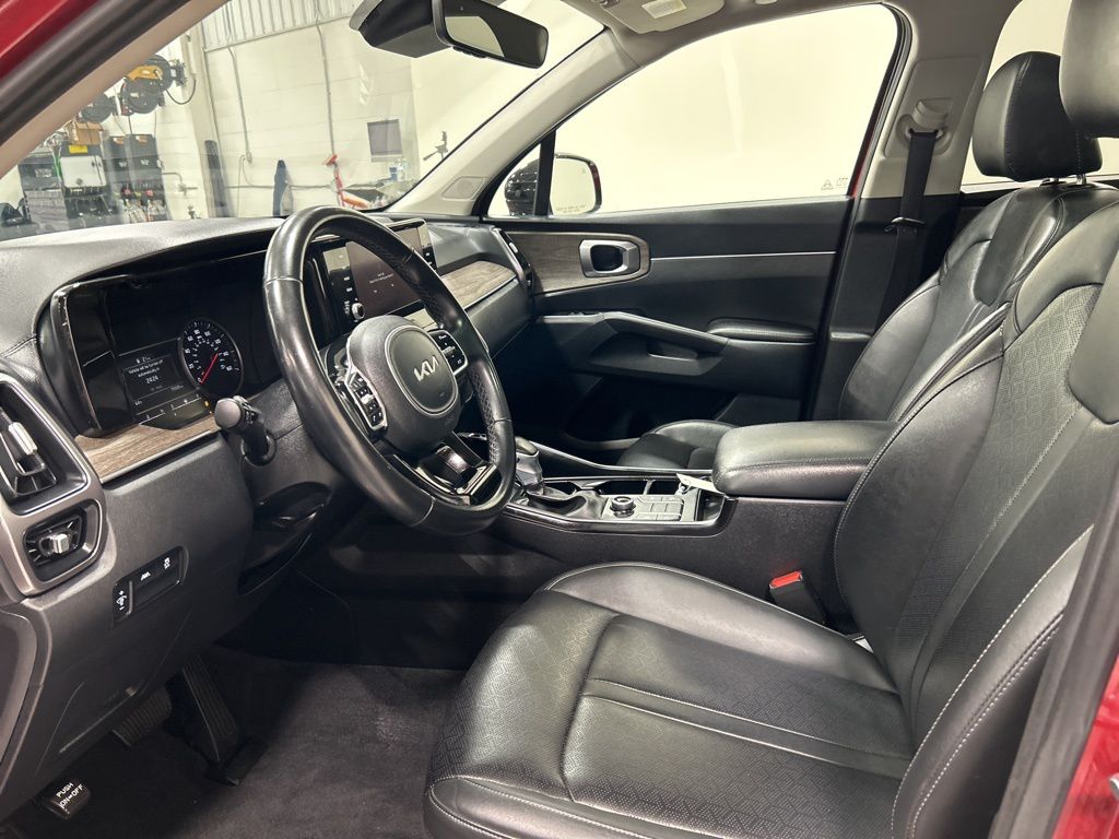 used 2023 Kia Sorento car, priced at $25,801