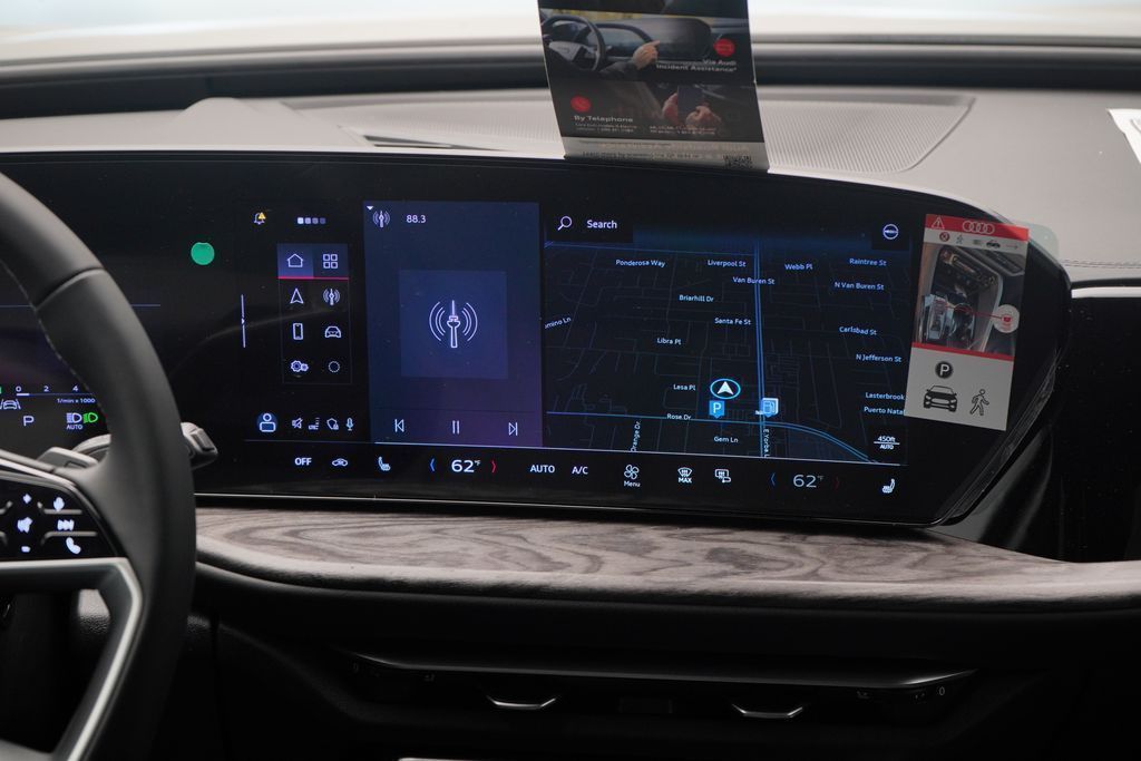 Thumbnail: 2025 Audi Q5 - 10