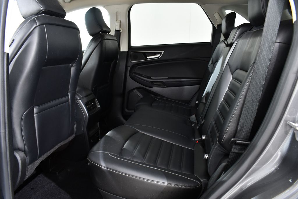 Used 2023 Gray Ford SEL image 16