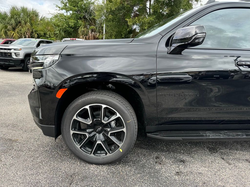 2024 Chevrolet Suburban RST 11