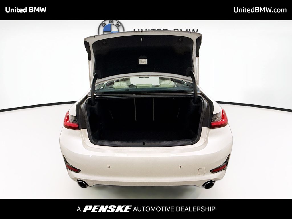 Thumbnail: 2019 BMW 3 Series - 13