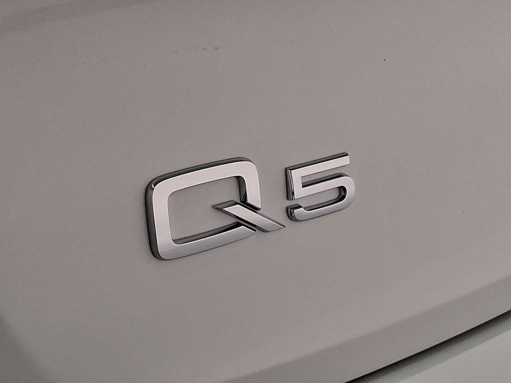 2025 Audi Q5  16