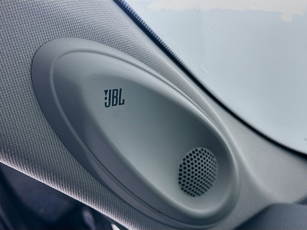 Thumbnail: 2021 Toyota Highlander - 19