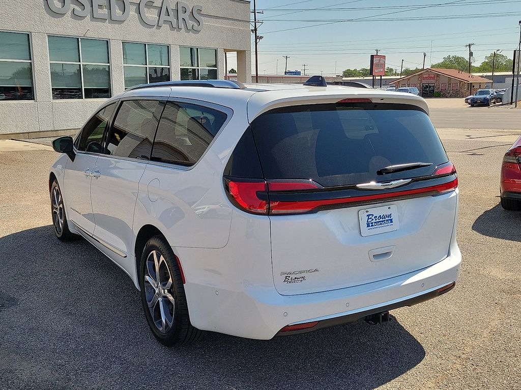 2025 Chrysler Pacifica Pinnacle - 7