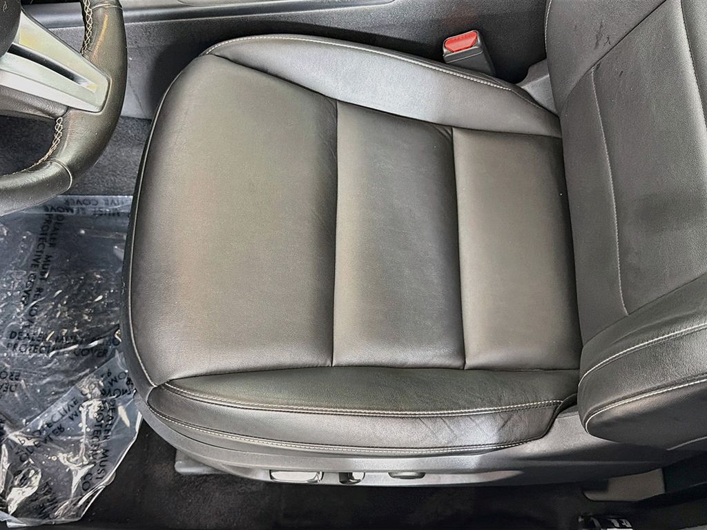 Used 2020 Blue INFINITI LUXE image 24