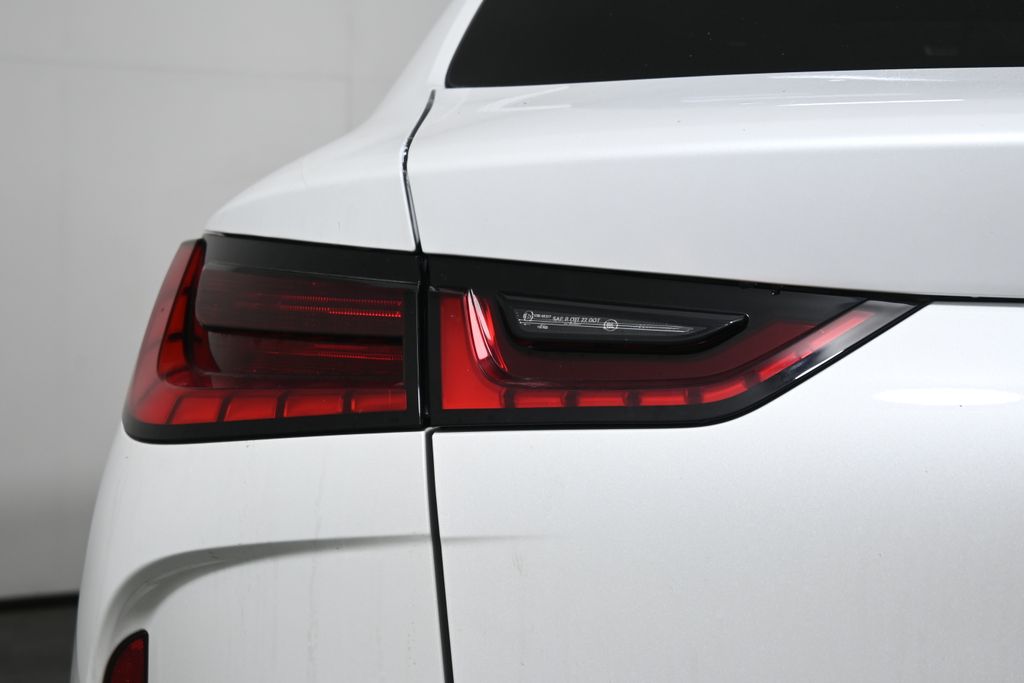 Thumbnail: 2025 INFINITI QX55 - 12
